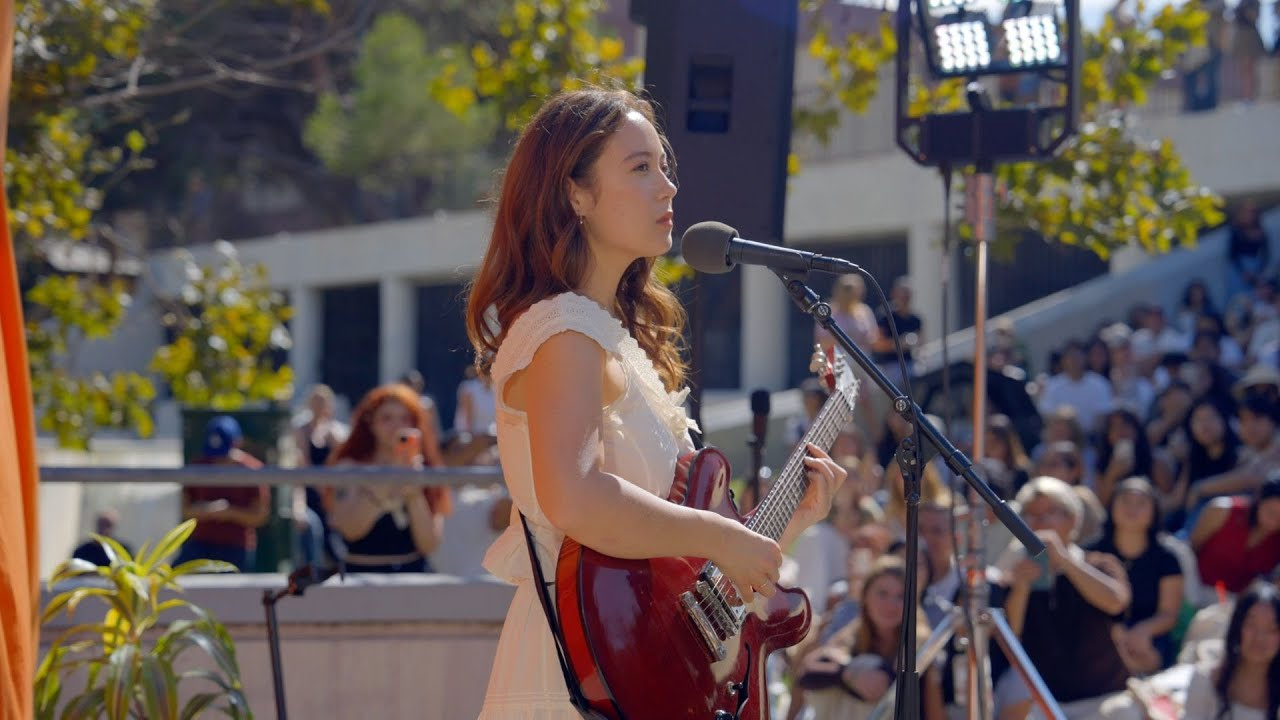Laufey performing during A Very Laufey Day 2023
